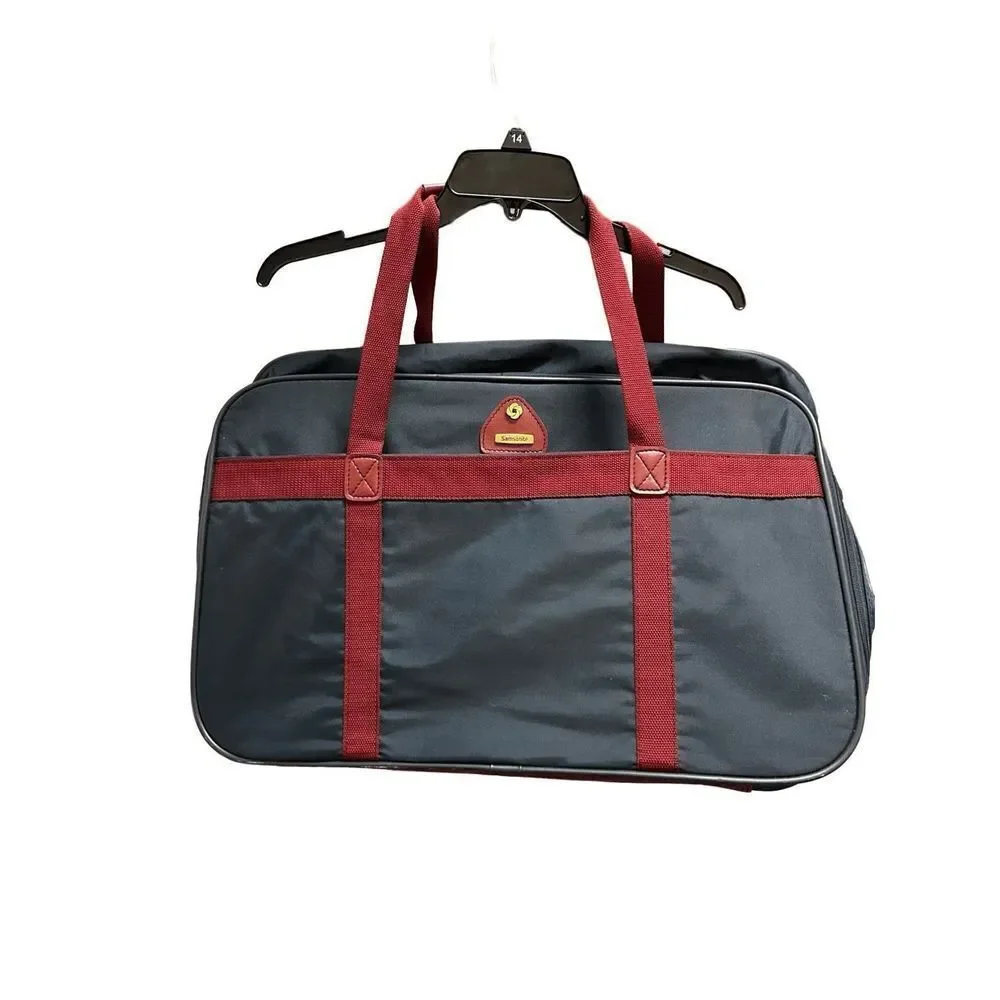 Samsonite Travel Tote Carry on Bag 21x13x8 inches. Carry on tote with zipper clo